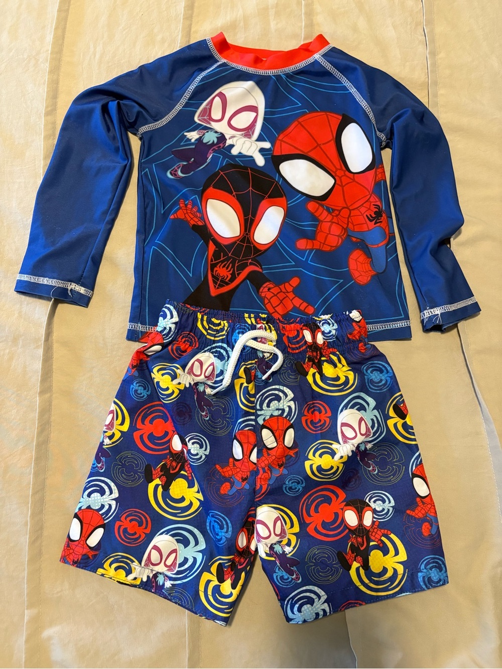 NWOT Marvel Spider-Man Navy & Red Kids Long Sleeve Rashguard Swim Set